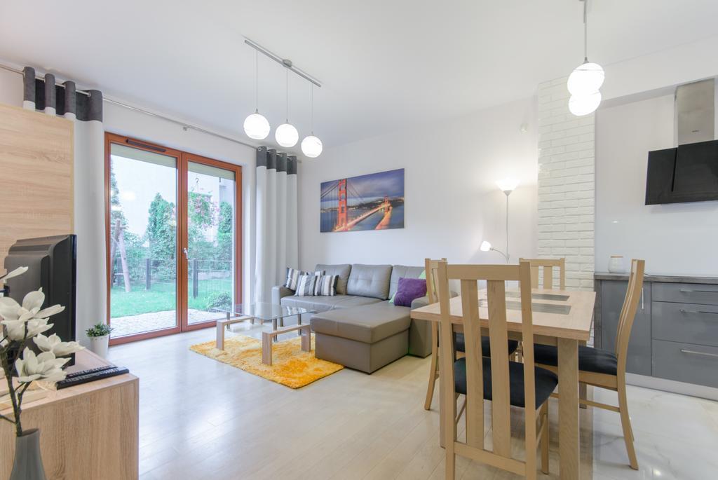 Dom & House - Apartments Sopot Kamienny Potok Bagian luar foto